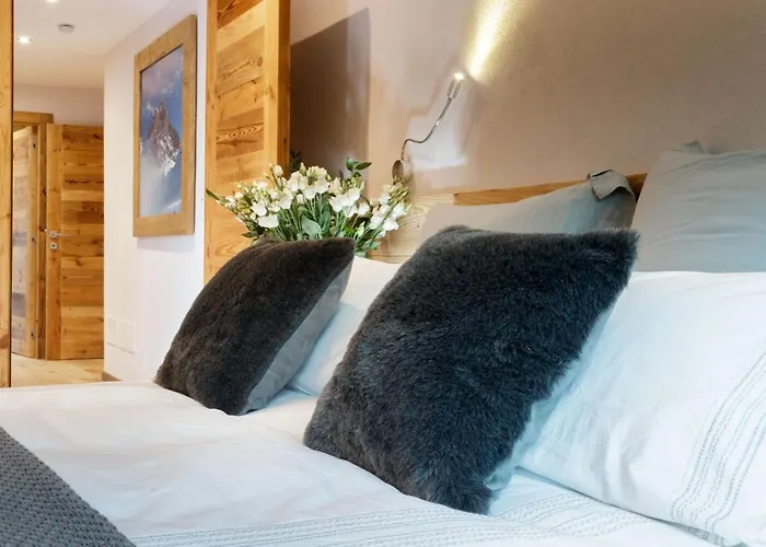 Hellochalet - Maison Reve Blanc - To Door With Matterhorn View Апартаменти Брей-Червінія